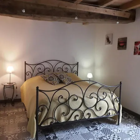 منزل للإقامة A La Perquette